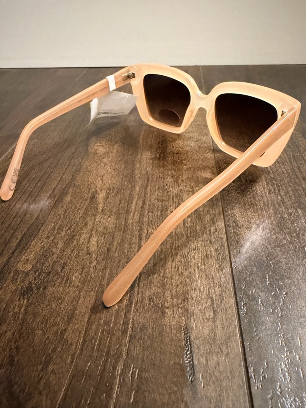 NEW Fossil FW223 Oversize Butterfly Sunglasses Milky Nude Pink - Picture 3 of 6